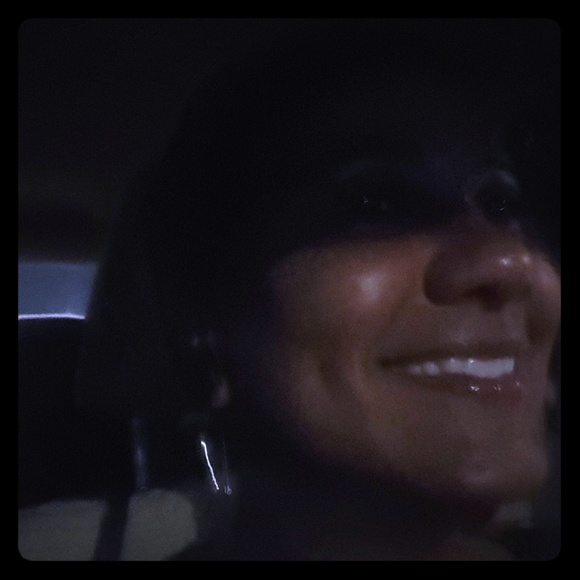 Meet your Posher, Tracey - Picture 1 of 2